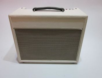 China Vox Style Tube Guitar Amplifier Combo 30W 3-Band EQ, Reverb, Presence, Preamp Out, Power AMP in features supplier