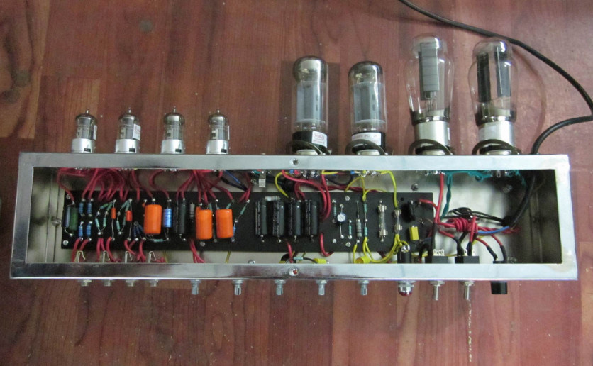 Custom Twin Style Hand Wired Point to Point Electric Guitar Amplifier Chassis with Ruby Tubes 40W