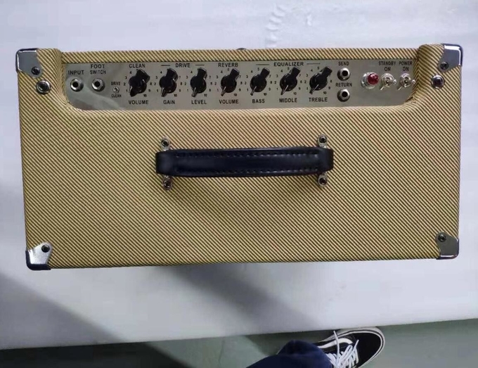 Peavey Classic30 Style Tube Guitar Amplifier Combo, 30W with 1*12 Celestion speaker