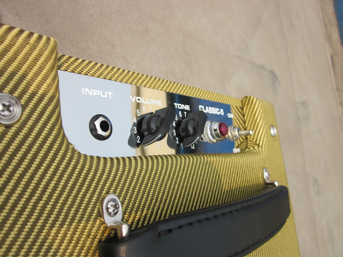 5F2A Style Champ Classic A Handmade Tweed Guitar Amplifier Combo 5W with Volume and Tone Control 1*10 Speaker