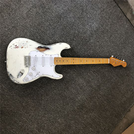 China Custom handmade copy of old SRV ST electric guitar 100% handmade Beautiful white polychromatic electric guitar supplier