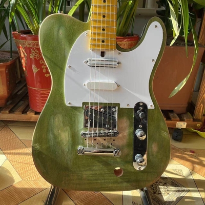 China Custom Grand TPP Francis Rossi Status Quo Grand Tribute Relic Electric Guitar in Green Color supplier