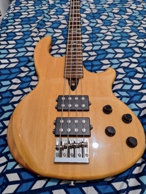 Custom WAL Style 4 Strings Electric Bass Accept Bass and Guitar OEM supplier