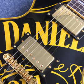 JACK DANIELS standard LP electric guitar guitar, black and yellow combination, gold pieces, free shipping supplier