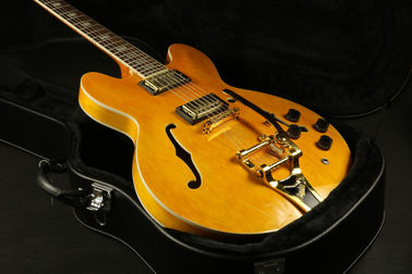 High Quality amber hollow body jazz 335 bigsby bridge electric guitar Guitar supplier