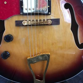 Vintage Sunburst L5 Electric Jazz Guitars with gold Hardware supplier