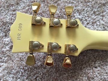 Custom guitar shop lp electric guitar Cream color 7 ply binding Ebony fingerboard Golden hardwares Grover tuner Randy Rh supplier