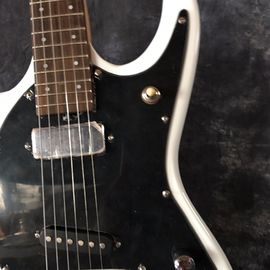 maple Scalloped Fingerboard Vintage white Yngwie Malmsteen Guitar Big Head ST Electric Guitar supplier