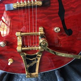 Grand Transparent red, gold tremolo. Free delivery, picture real shooting 333 jazz old electric guitar quilted maple top supplier
