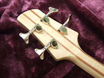 BEST 4 strings butterfly bass guitar Best accessories BEST workmanship supplier