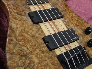 2018 new style high quality custom 5 string bass guitar, Rosewood fingerboard supplier