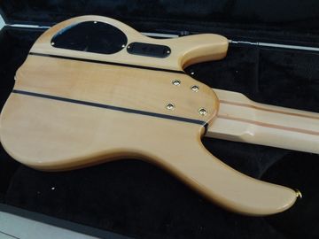 6 string bass guitar Smith custom bass Golden hardwares Wilkinson brodges original Active pickup 5 ply neck bolt on supplier