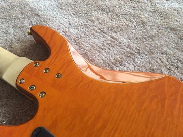 6 string bass guitar JP2 yellow quilted maple body back and front Active pickups Golden bridges and tuner Alder with ebo supplier