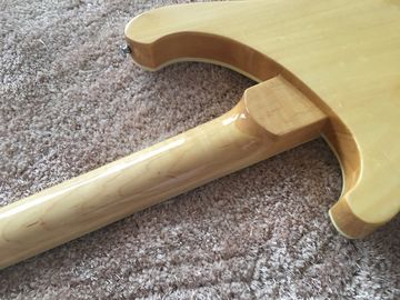 RIC BASS GUITAR 4003 Natural color set in neck Rosewood fingerboard shark inlay with custom bridges supplier