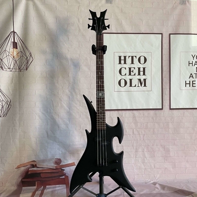 Custom Special Shape 4 Strings Electric Bass Guitar Basswood Body with Matte Finishing supplier