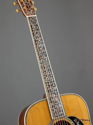 Custom Martin Style D-50 Limited-Edition Dreadnought Acoustic Guitar Natural with Herringbone Binding, Solid Wood Guitar supplier