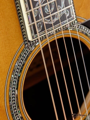 Custom Martin Style D-50 Limited-Edition Dreadnought Acoustic Guitar Natural with Herringbone Binding, Solid Wood Guitar supplier
