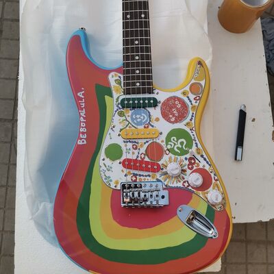 Custom Fender GUITAR Shop George Harrison Rocky Masterbuilt P.Waller Electric Guitar supplier