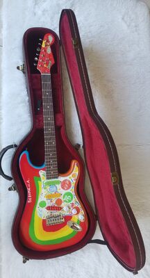 Custom Grand George Harrison Rocky Electric Guitar Accept Guitar and Bass with Colorful Pickups OEM supplier