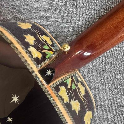 Martin D-300 Limited-Edition Dreadnought Acoustic Guitar supplier