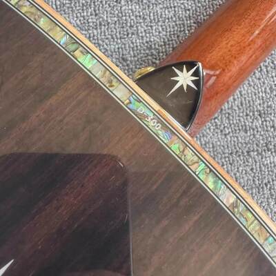 Martin D-300 Limited-Edition Dreadnought Acoustic Guitar supplier