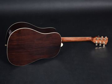 Guitar Factory Customization Acoustic Guitar Vintage Top AAA Sitka Solid Spruce Body Guitar with Fishman pickups supplier