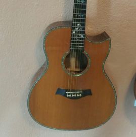 AAAAA all solid wood guitar customize right the best D shape right left handed acoustic electric guitar supplier