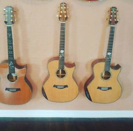 AAAAA all solid wood guitar customize right the best D shape right left handed acoustic electric guitar supplier