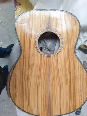 AAAA all Solid custom olive wood OM style custom guitar Gotoh tuner peg acoustic electric guitar supplier